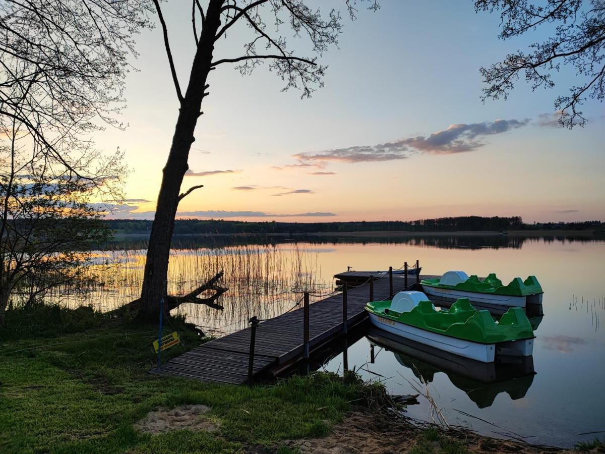 Siedlisko Nr 4A Nad Jeziorem Skarlinskim, Jezioro, Mazury, Domki Letniskowe 库尔泽尼克 外观 照片
